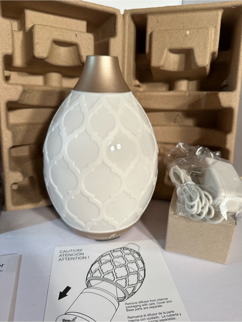 Young Living Desert Mist Essential Oil Ultrasonic Diffuser Multi Light New - Picture 2 of 15